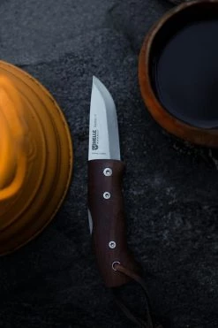 Helle Kletton Kebony